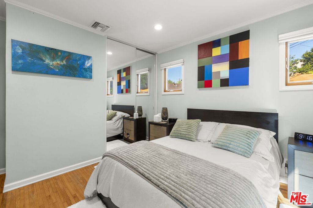 Image 41 of property listing at 6040 W 76th Place, Los Angeles, CA 90045