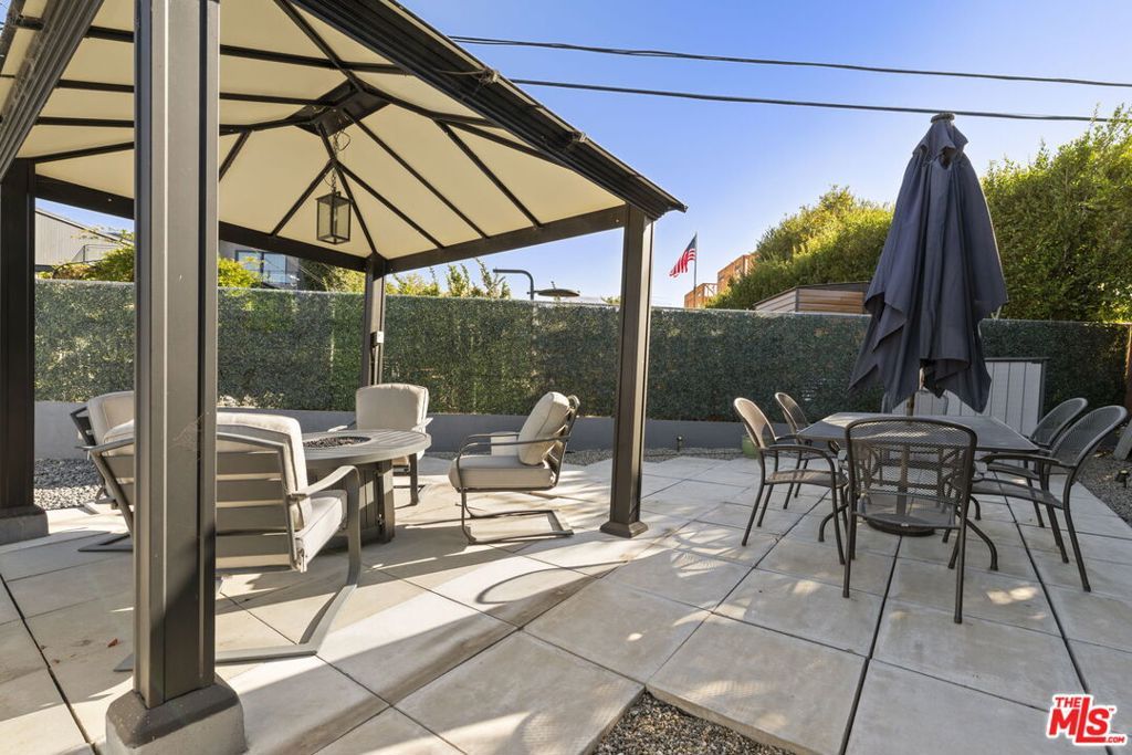 Image 55 of property listing at 6040 W 76th Place, Los Angeles, CA 90045