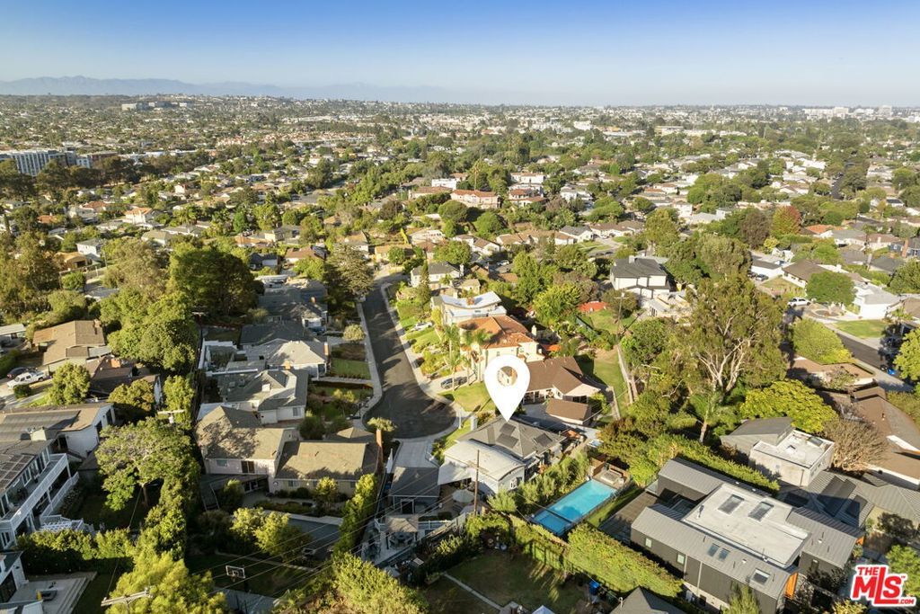 Image 64 of property listing at 6040 W 76th Place, Los Angeles, CA 90045