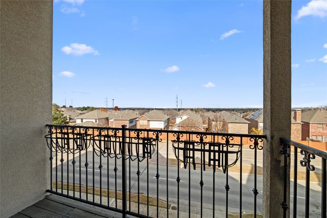 563 Rockingham Drive, Irving, TX 75063