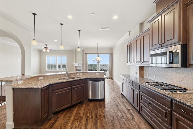 563 Rockingham Drive, Irving, TX 75063