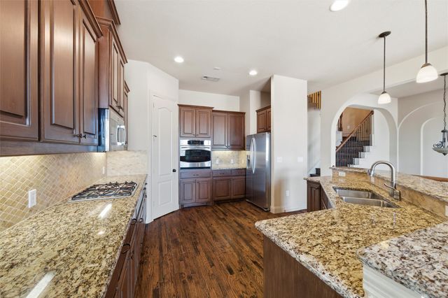 563 Rockingham Drive, Irving, TX 75063