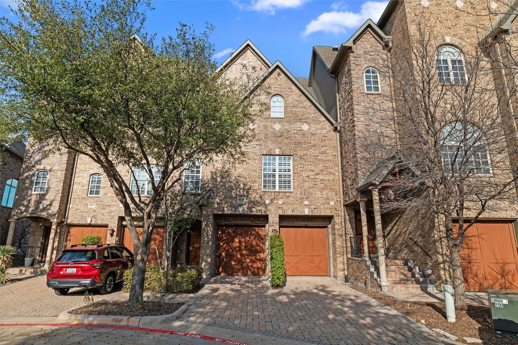 563 Rockingham Drive, Irving, TX 75063