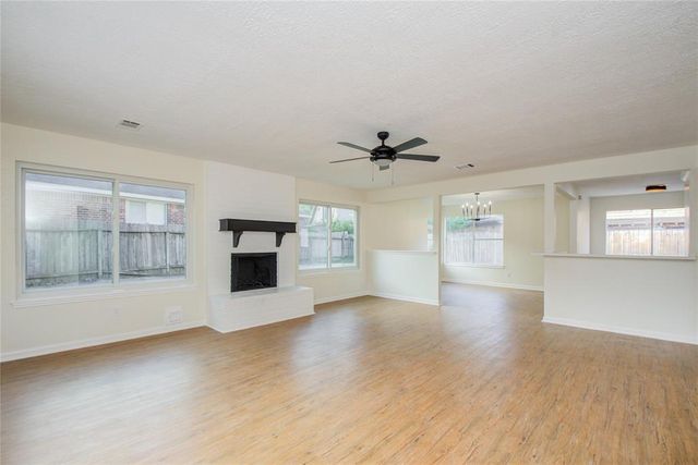 10606 Mills Flat Street, Houston, TX 77070