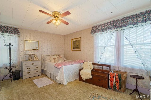 404 N Walnut Street, Rolla, MO 65401