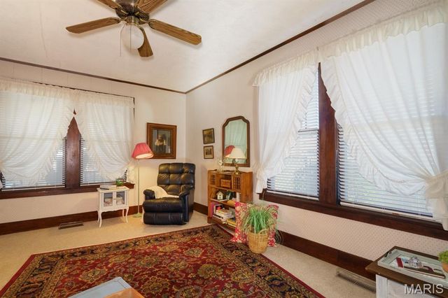 404 N Walnut Street, Rolla, MO 65401