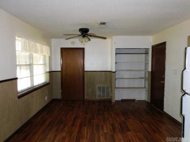106 KING ARTHUR Court, Hot Springs, AR 71913