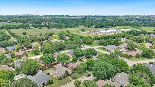 1409 Nettleton Drive, Desoto, TX 75115