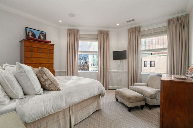 413 Commonwealth 5, Boston, MA 02215