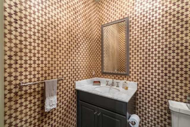 413 Commonwealth 5, Boston, MA 02215