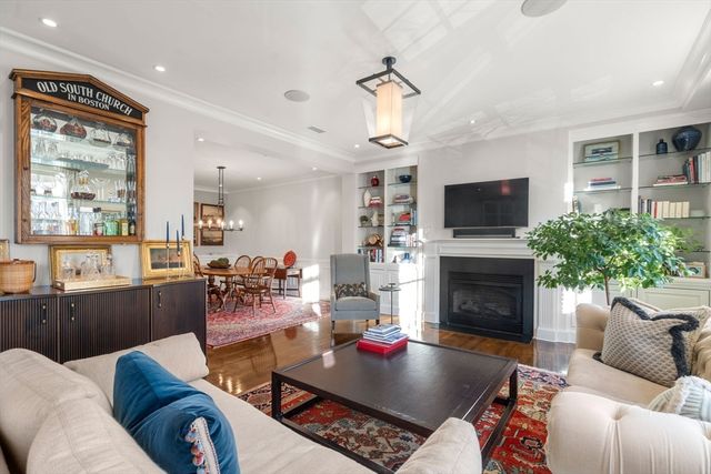 413 Commonwealth 5, Boston, MA 02215