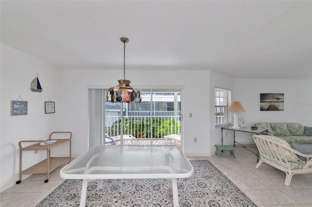 Image 17 of property listing at 1249 EDGEWATER CIRCLE 73, Bradenton, FL 34209