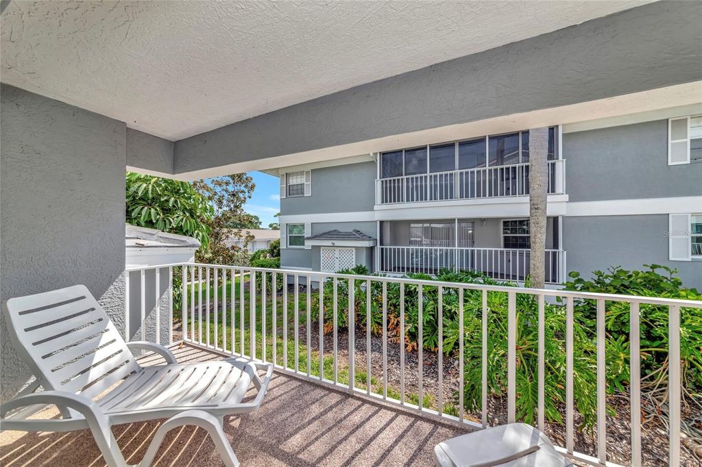 Image 22 of property listing at 1249 EDGEWATER CIRCLE 73, Bradenton, FL 34209