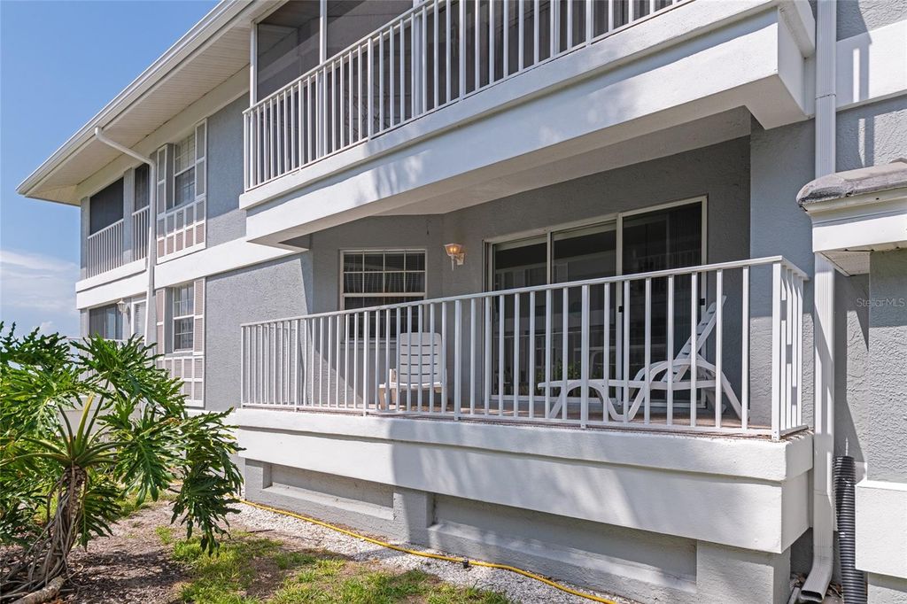 Image 25 of property listing at 1249 EDGEWATER CIRCLE 73, Bradenton, FL 34209