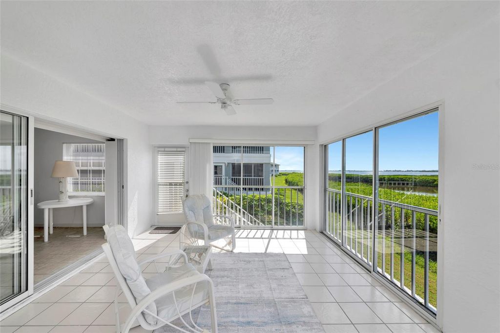 Image 32 of property listing at 1249 EDGEWATER CIRCLE 73, Bradenton, FL 34209