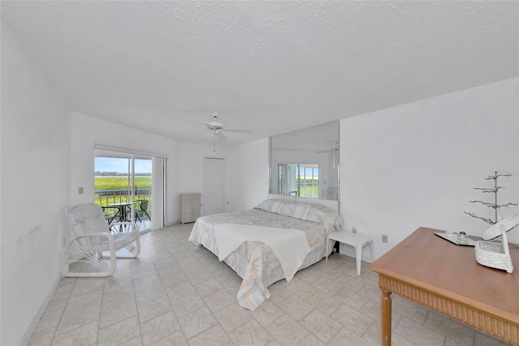 Image 34 of property listing at 1249 EDGEWATER CIRCLE 73, Bradenton, FL 34209