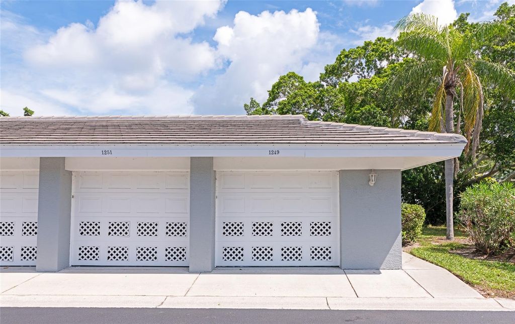 Image 47 of property listing at 1249 EDGEWATER CIRCLE 73, Bradenton, FL 34209