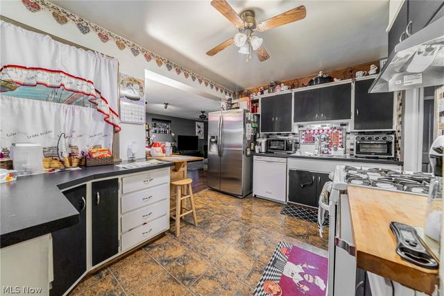 9011 Torrance Avenue, Brooklyn, OH 44144