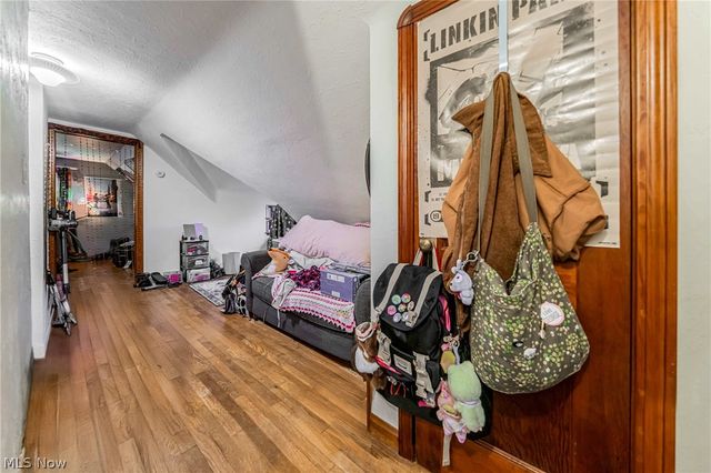 9011 Torrance Avenue, Brooklyn, OH 44144