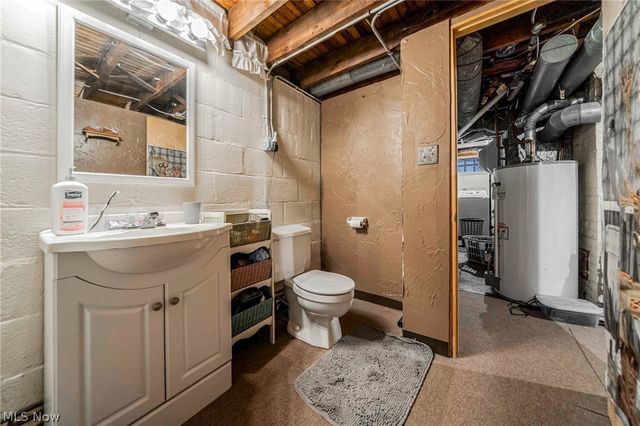 9011 Torrance Avenue, Brooklyn, OH 44144