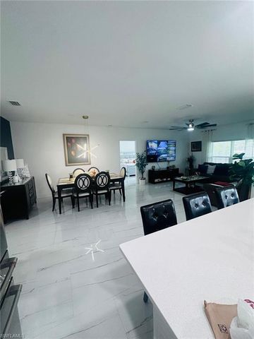 317 SW 26th AVE, Cape Coral, FL 33991