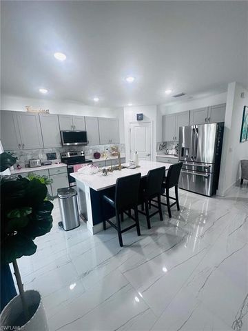 317 SW 26th AVE, Cape Coral, FL 33991