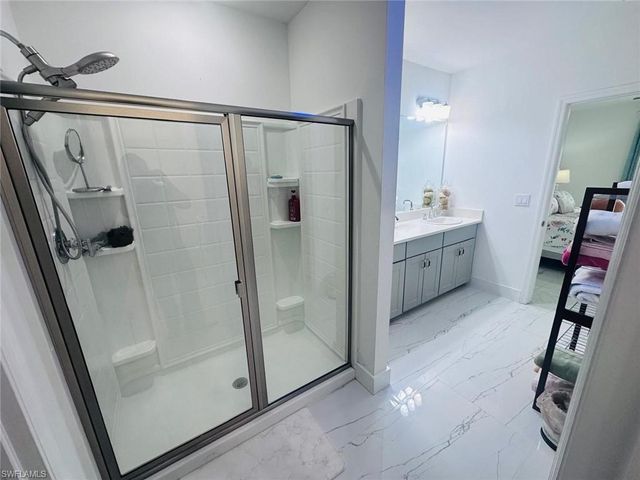 317 SW 26th AVE, Cape Coral, FL 33991