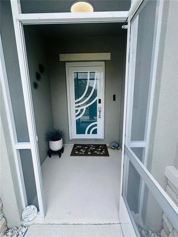 317 SW 26th AVE, Cape Coral, FL 33991