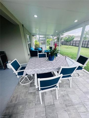 317 SW 26th AVE, Cape Coral, FL 33991