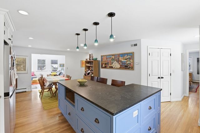 103 Nagog Hill Rd, Acton, MA 01720