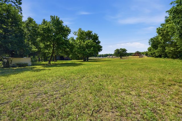 2239 N Fm 51, Decatur, TX 76234