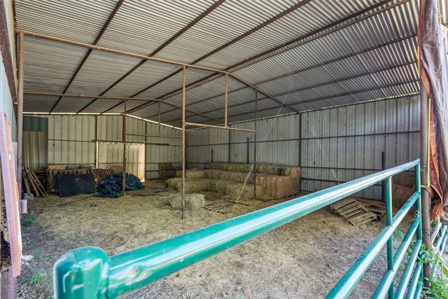 2239 N Fm 51, Decatur, TX 76234