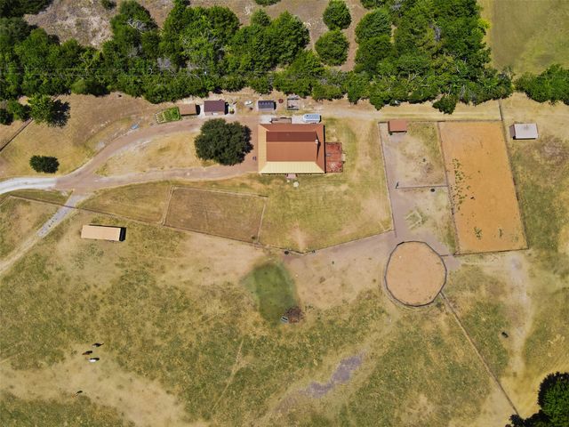 2239 N Fm 51, Decatur, TX 76234