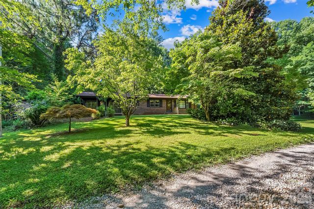 215 N Fork River Road, Marion, NC 28752