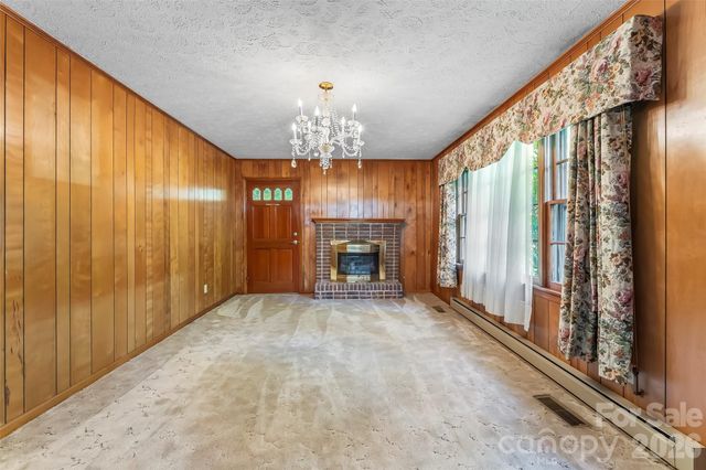 215 N Fork River Road, Marion, NC 28752