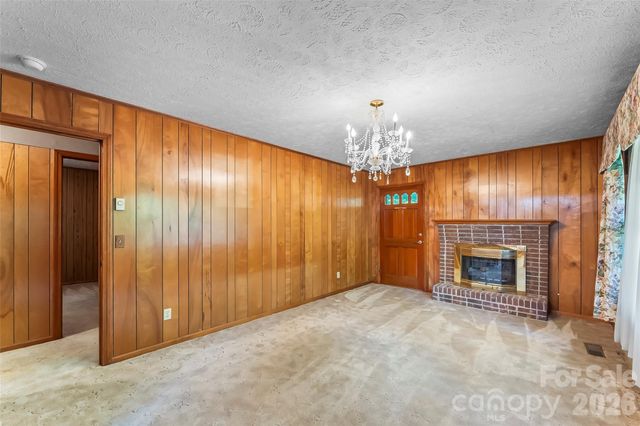 215 N Fork River Road, Marion, NC 28752
