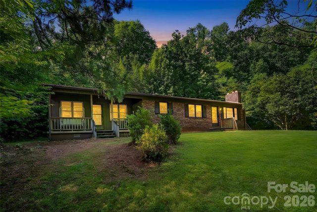 215 N Fork River Road, Marion, NC 28752