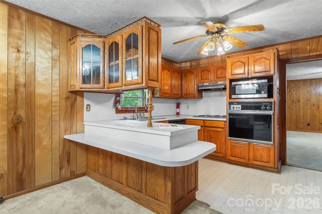 215 N Fork River Road, Marion, NC 28752