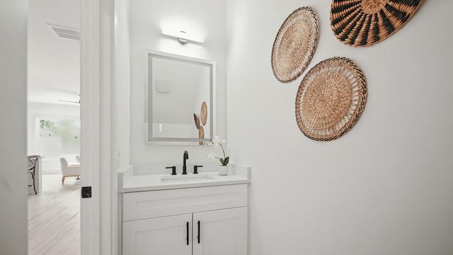 2047 Forest Avenue, North Charleston, SC 29405