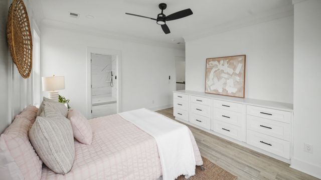 2047 Forest Avenue, North Charleston, SC 29405