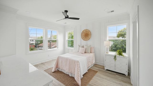 2047 Forest Avenue, North Charleston, SC 29405