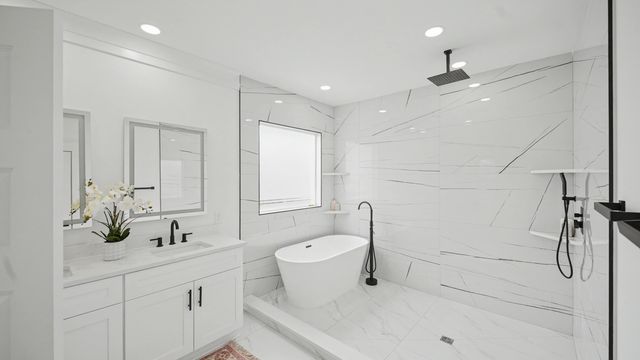 2047 Forest Avenue, North Charleston, SC 29405