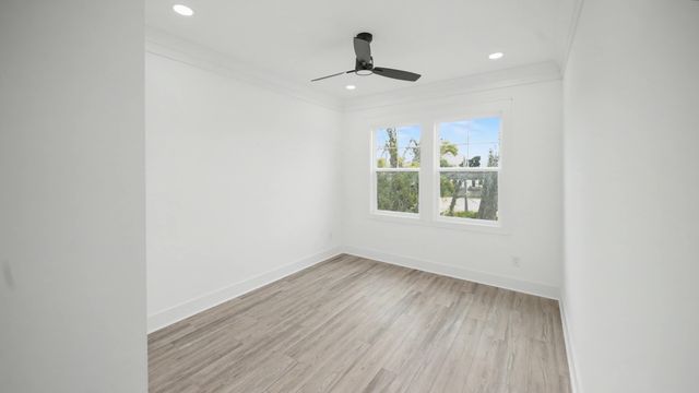 2047 Forest Avenue, North Charleston, SC 29405