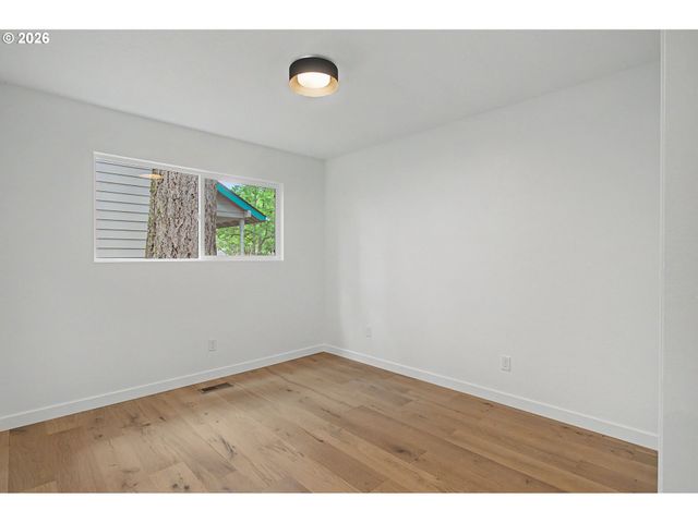 13790 Sw HARNESS Ln, Beaverton, OR 97008