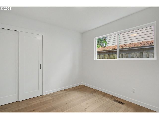 13790 Sw HARNESS Ln, Beaverton, OR 97008