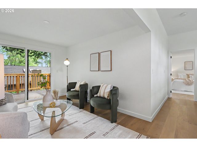 13790 Sw HARNESS Ln, Beaverton, OR 97008
