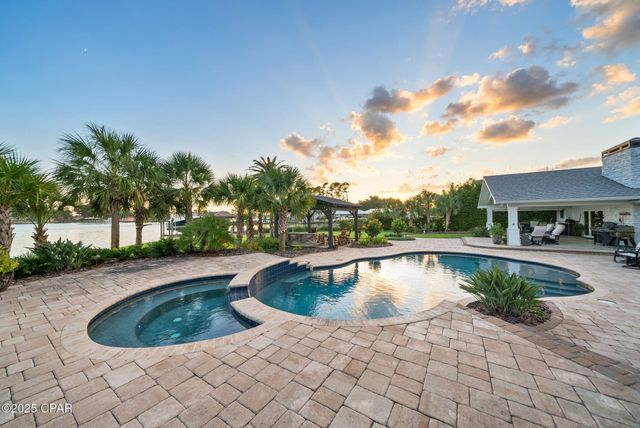 3045 W 30th Court, Panama City, FL 32405