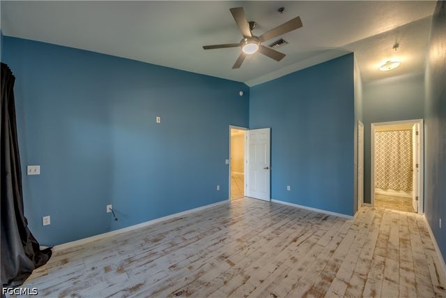 12515 McGregor BLVD 210, Fort Myers, FL 33919