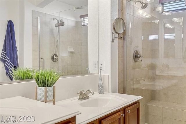 8253 Timely Treasures Avenue, Las Vegas, NV 89178