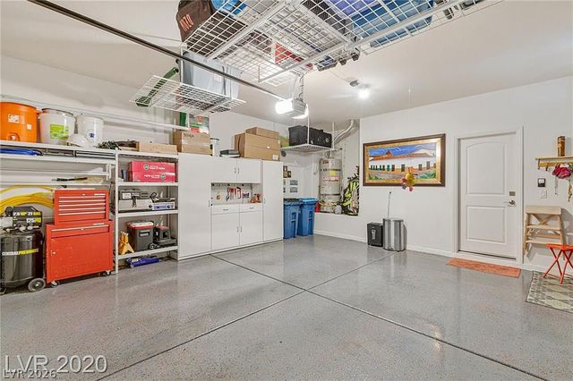 8253 Timely Treasures Avenue, Las Vegas, NV 89178